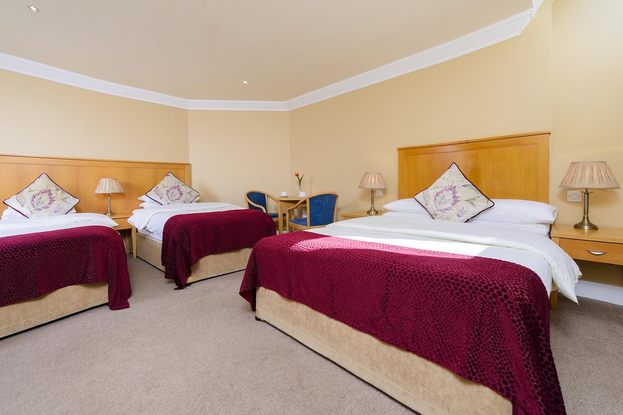 Dingle Bay Hotel ภายนอก รูปภาพ